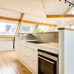 Apartment Zon Modern House *